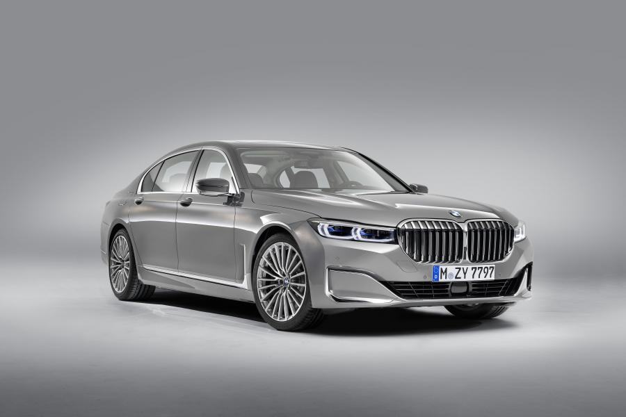  BMW 750Li xDrive (G12) 2019 года  (WW) (фото 4 из 164)